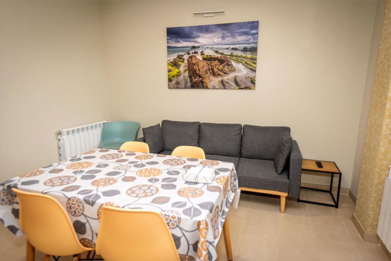 Apartamentos Navalin Tapia De Casariego Eksteriør bilde
