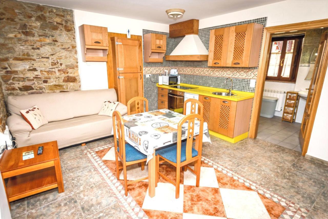 Apartamentos Navalin Tapia De Casariego Eksteriør bilde